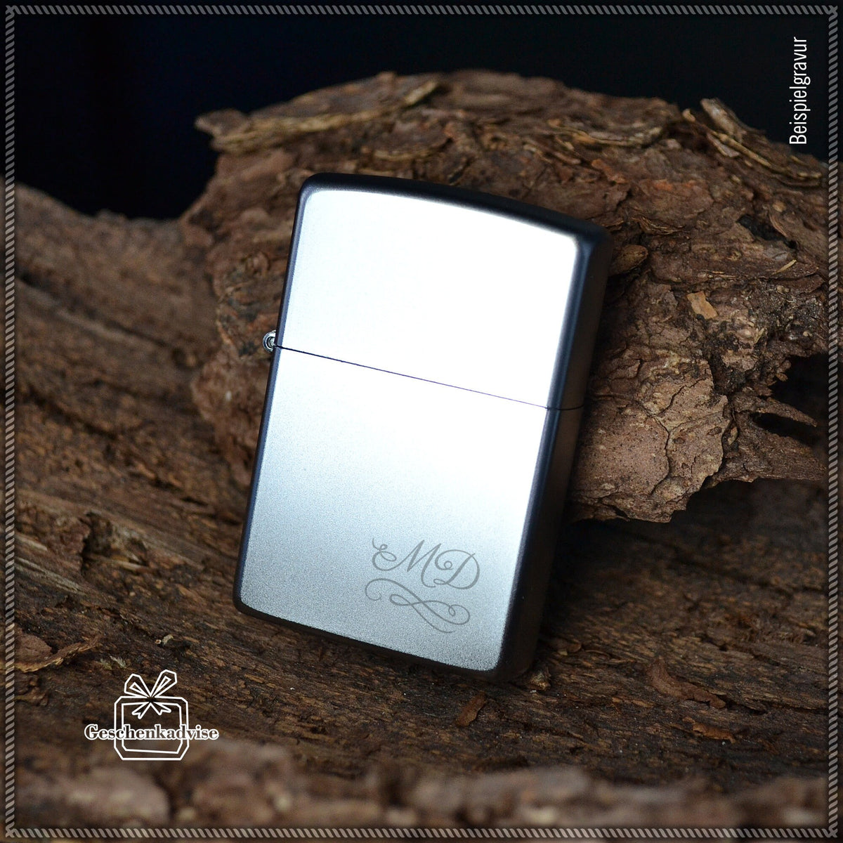 Zippo mit Gravur Monogramm Benzinfeuerzeug Wunshgravur Sturmfeuerzeug Initiale Geschenkidee Brautpapa Geschenk Trauzeuge Chrom gebürstet
