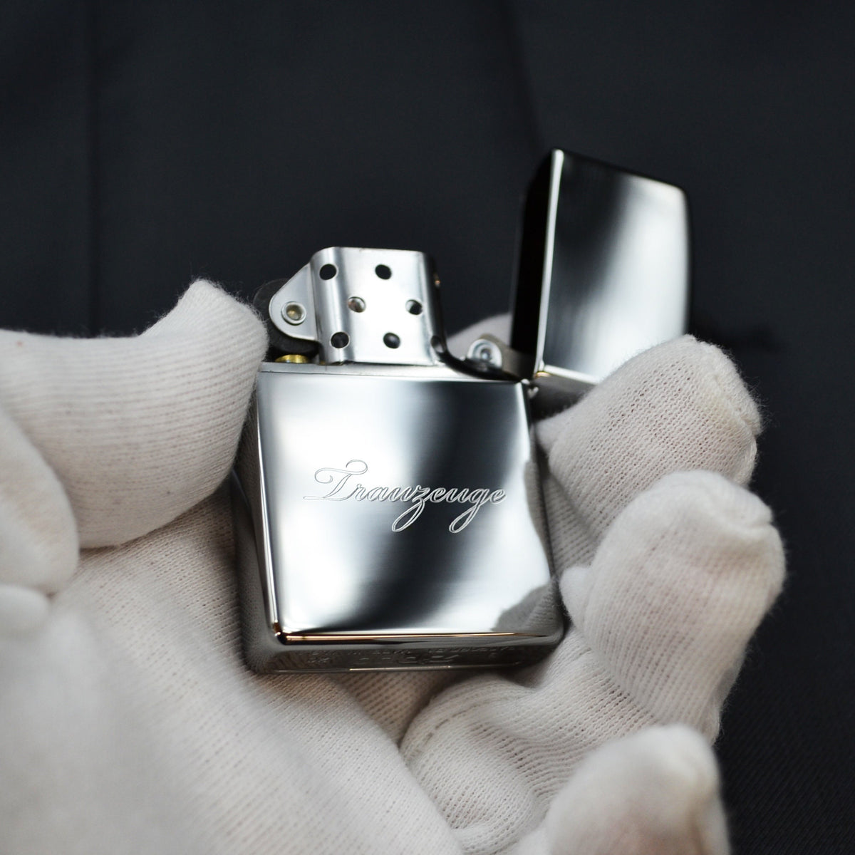 Zippo mit Gravur Monogramm Sturmfeuerzeug personalisiert Geschenkidee Raucher Benzinfeuerzeug Geschenk Trauzeuge Hochzeit Geburtstag Poliert