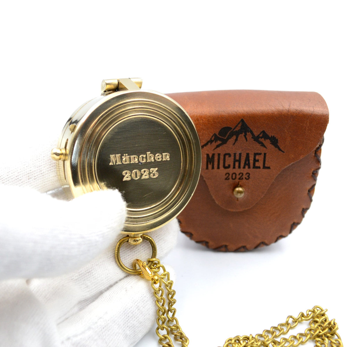 Kompass mit Gravur inkl. Lederetui personalisiertes Geschenk für Traveler und Abenteurer