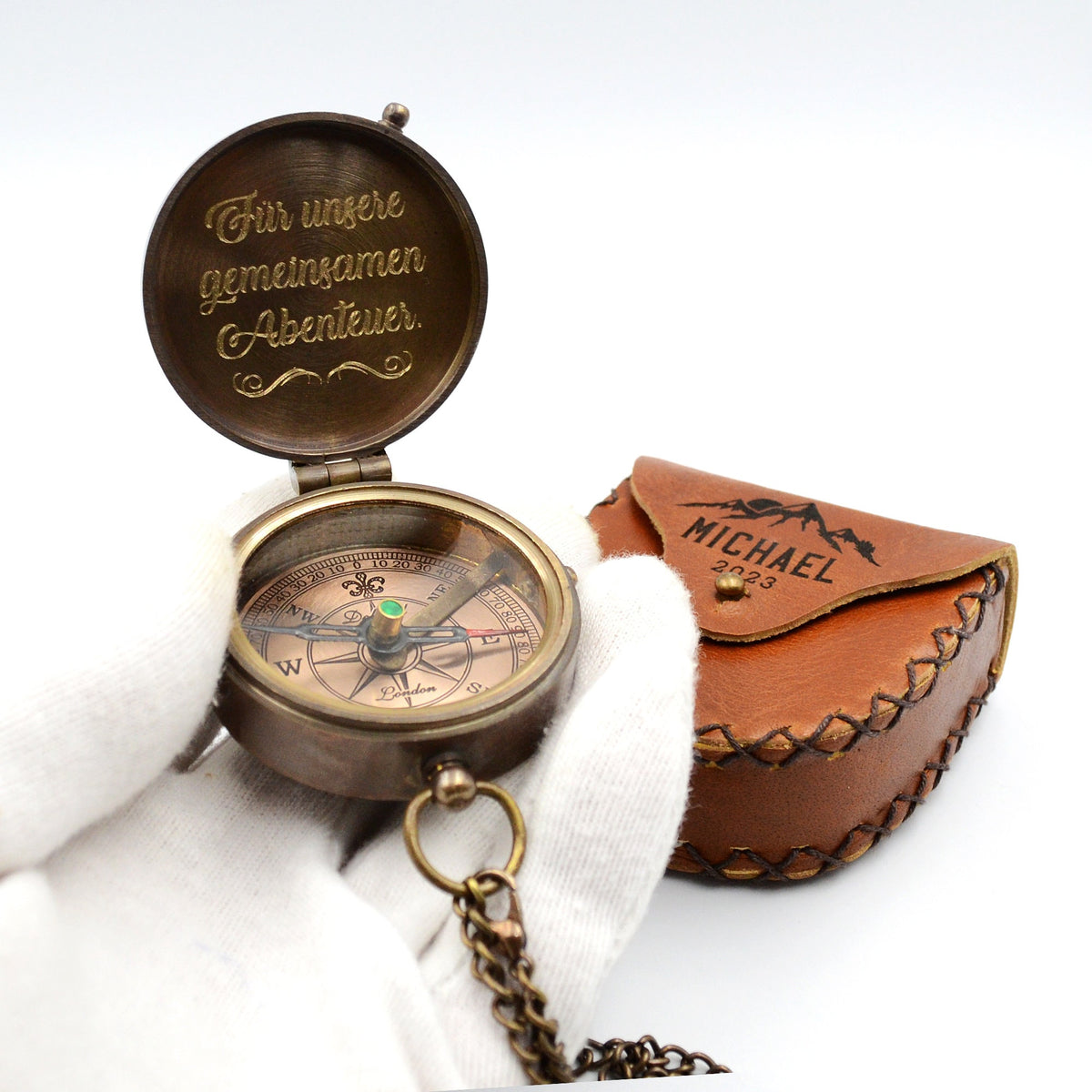 Kompass mit Gravur inkl. Lederetui personalisiertes Geschenk für Traveler und Abenteurer