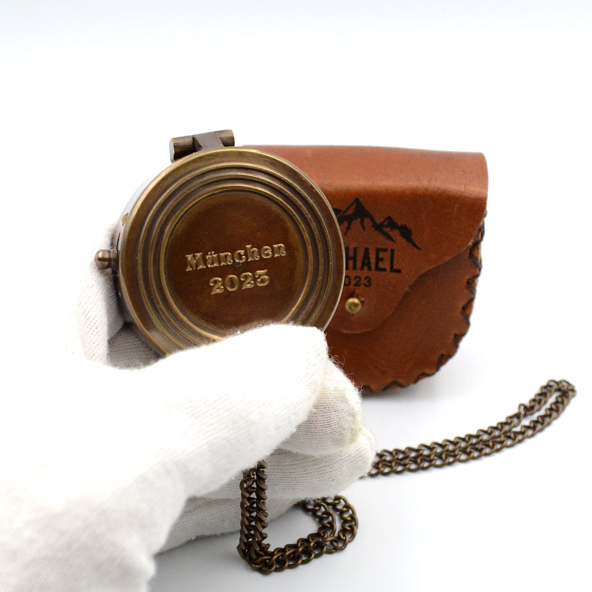 Kompass mit Gravur inkl. Lederetui personalisiertes Geschenk für Abenteurer und Traveler