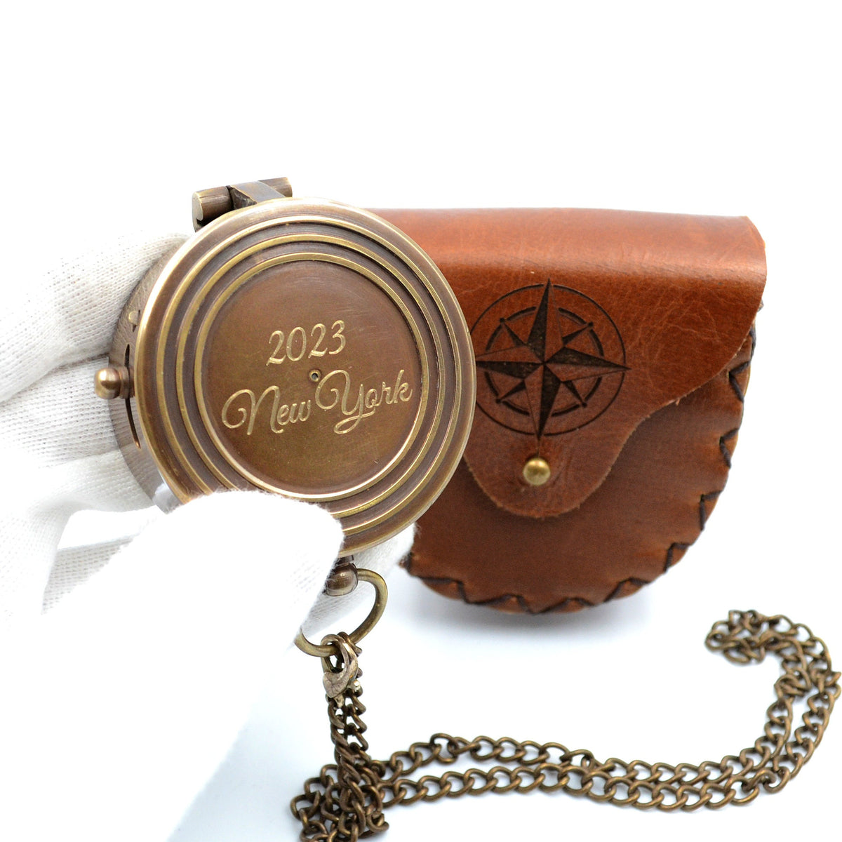 Kompass mit Gravur inkl. Lederetui personalisiertes Geschenk für Reisender und Traveler